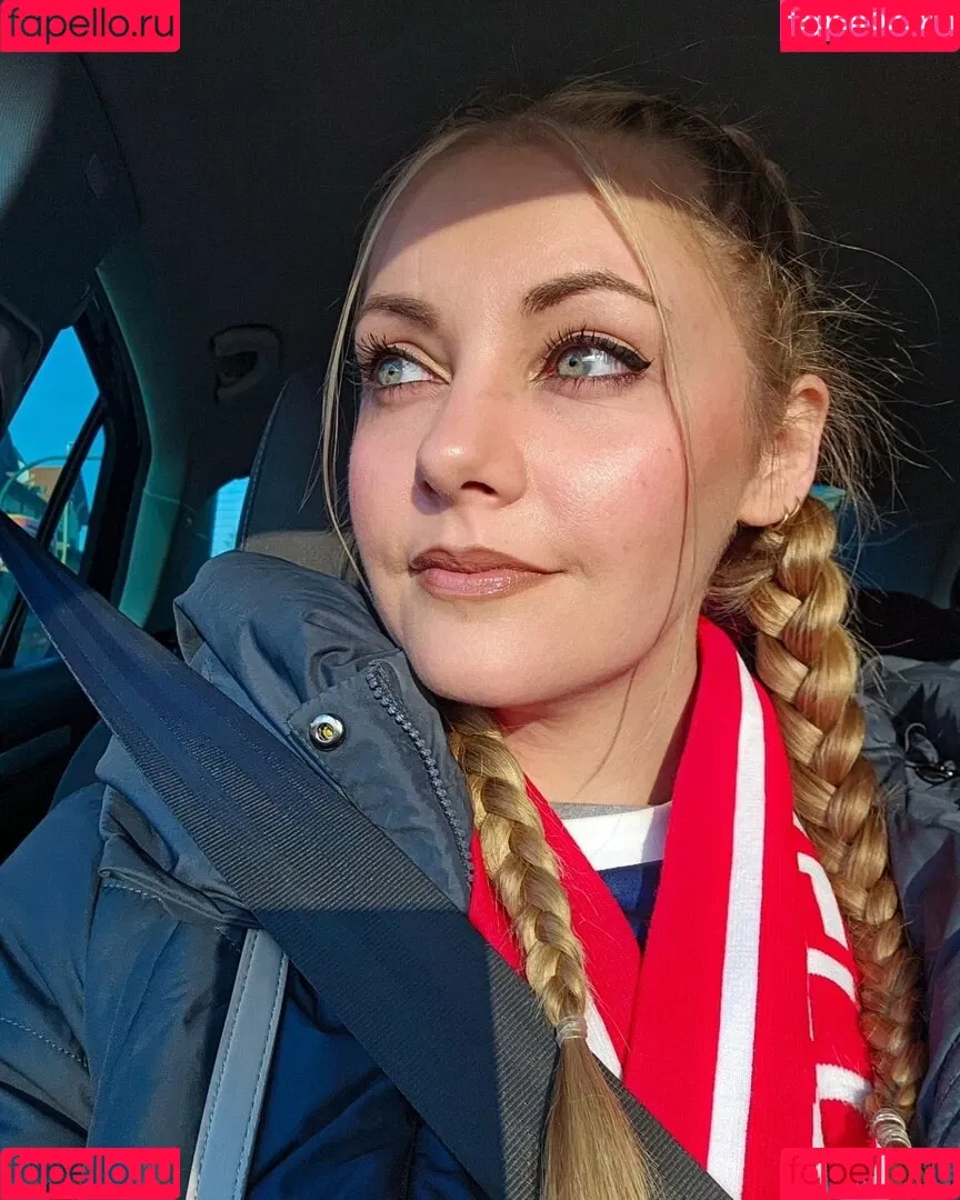 Sarah Milkowski Onlyfans Photo Gallery 