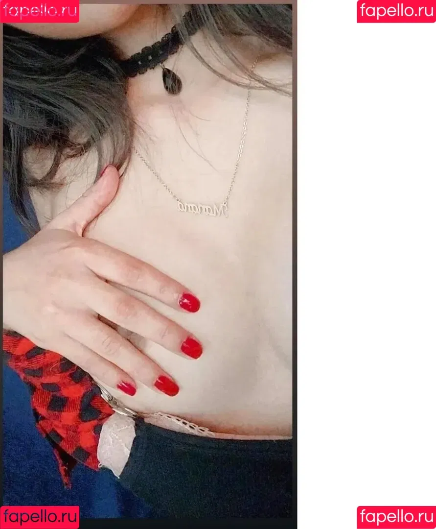 Mariana Kuyuri Onlyfans Photo Gallery 