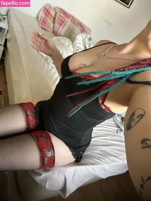 Egem V Onlyfans Photo Gallery 