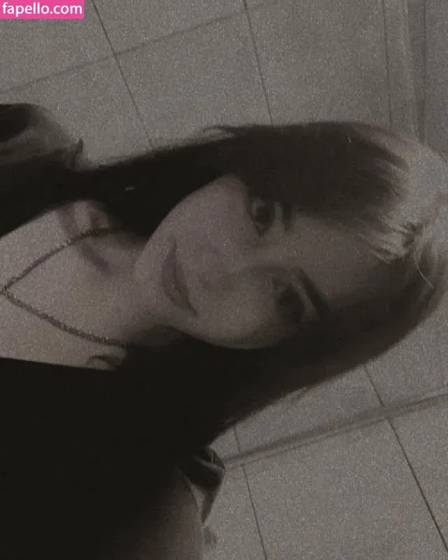 Darkbabybrat Onlyfans Photo Gallery 