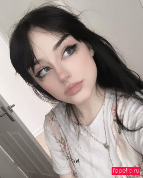 Darkbabybrat Nude Onlyfans Photo 8