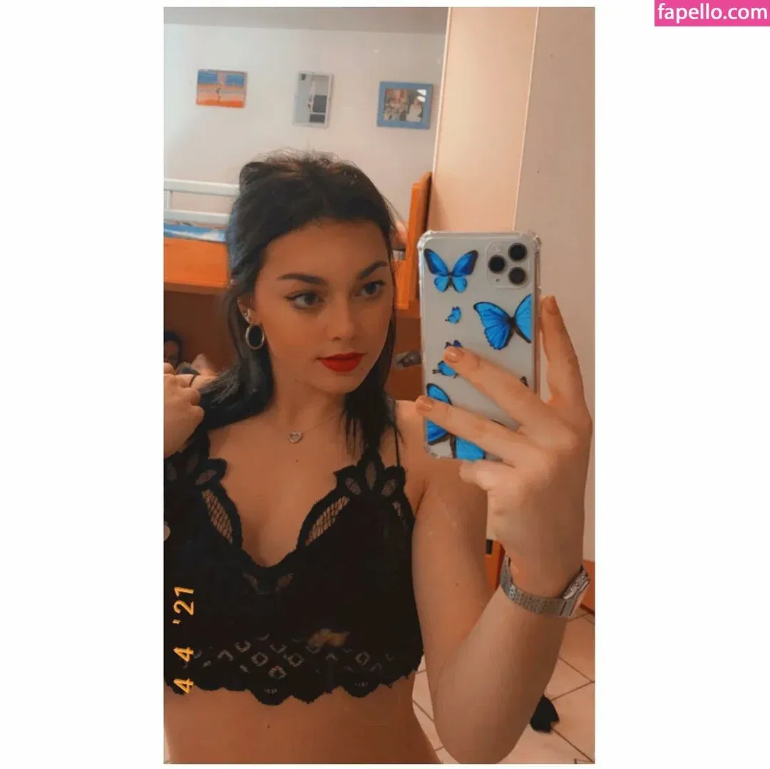 Giorgia Villa Onlyfans Photo Gallery 