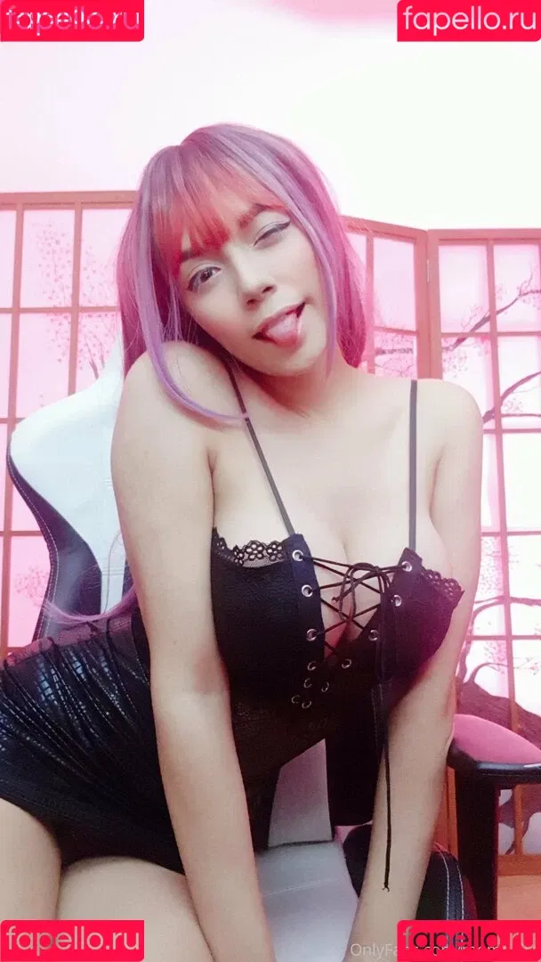 momokim Onlyfans Photo Gallery 