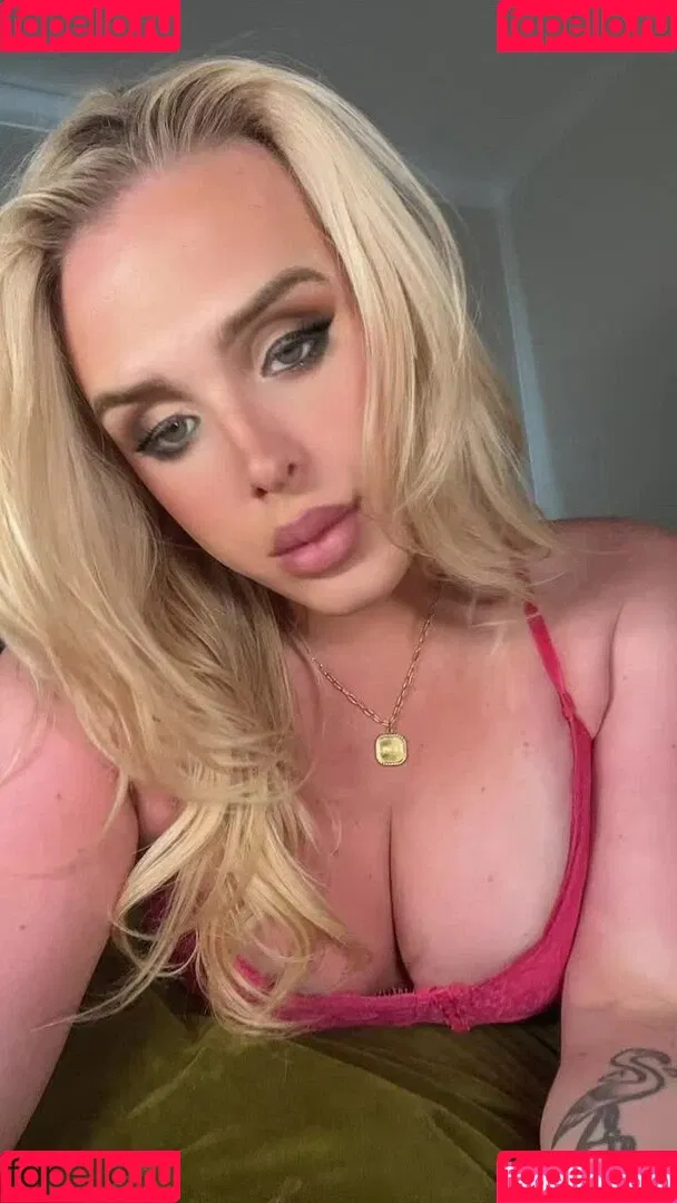 Bebe Chloe Onlyfans Photo Gallery 