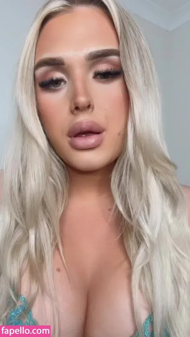 Bebe Chloe Onlyfans Photo Gallery 