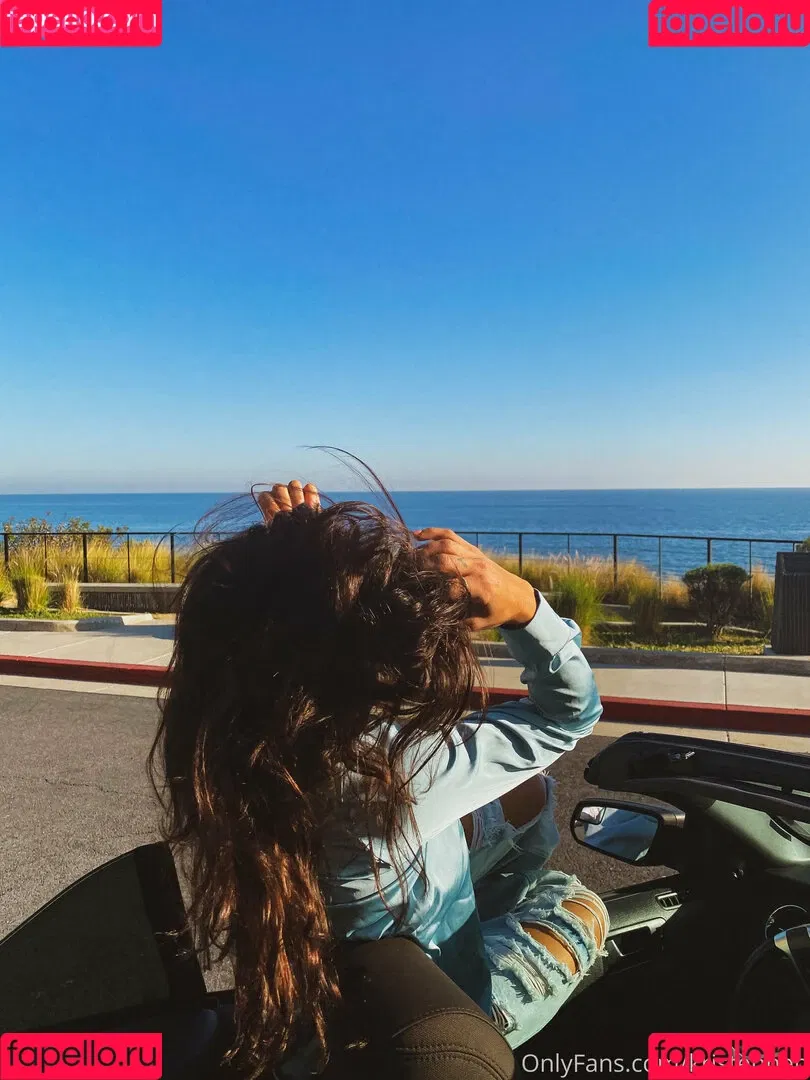 kristenheh Onlyfans Photo Gallery 