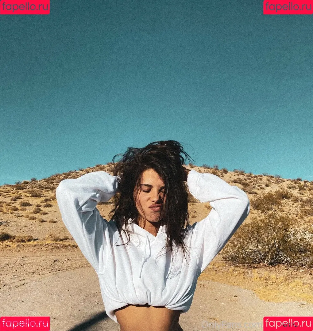 kristenheh Onlyfans Photo Gallery 