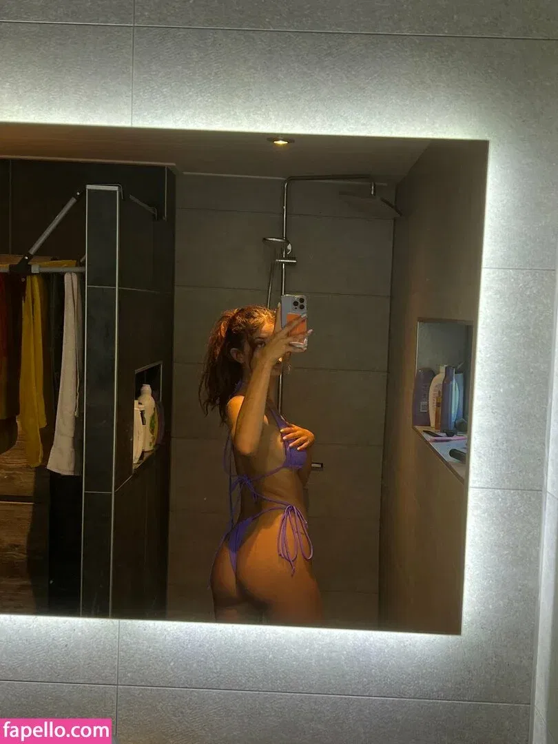 Isabella Kroon Onlyfans Photo Gallery 