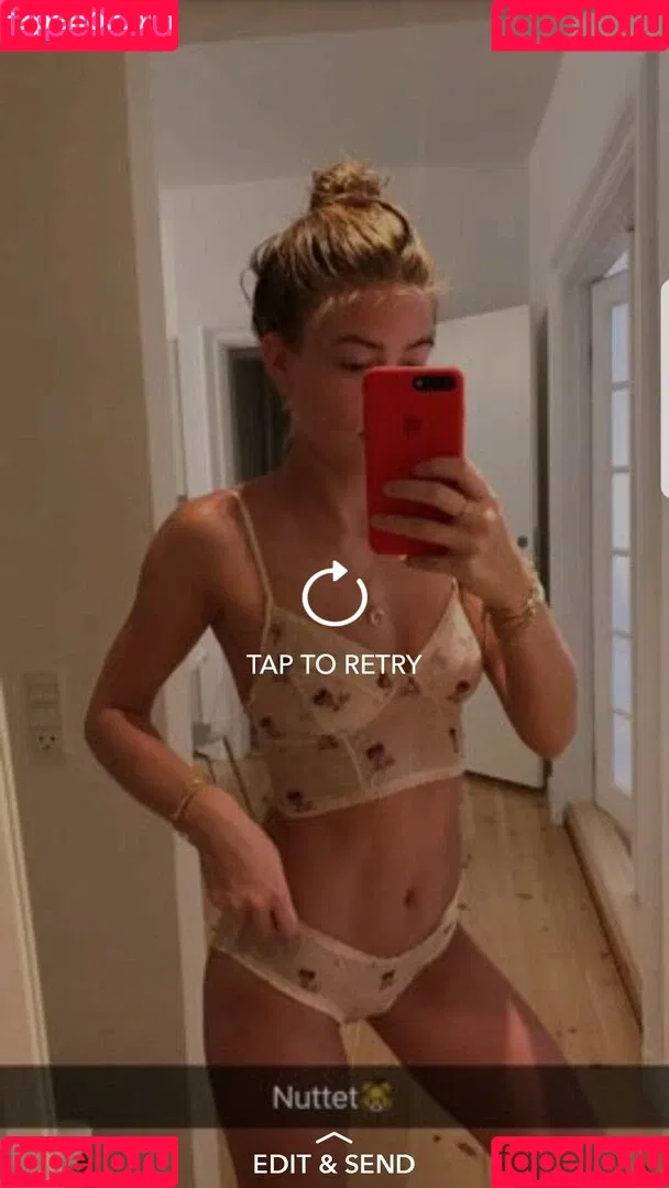 Emili Sindlev Onlyfans Photo Gallery 