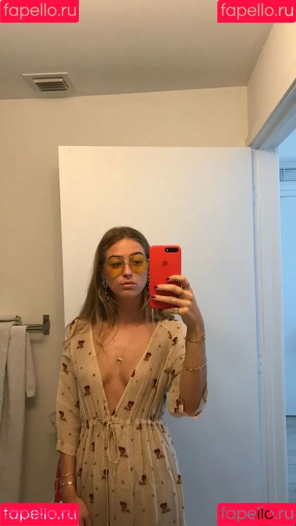 Emili Sindlev Onlyfans Photo Gallery 