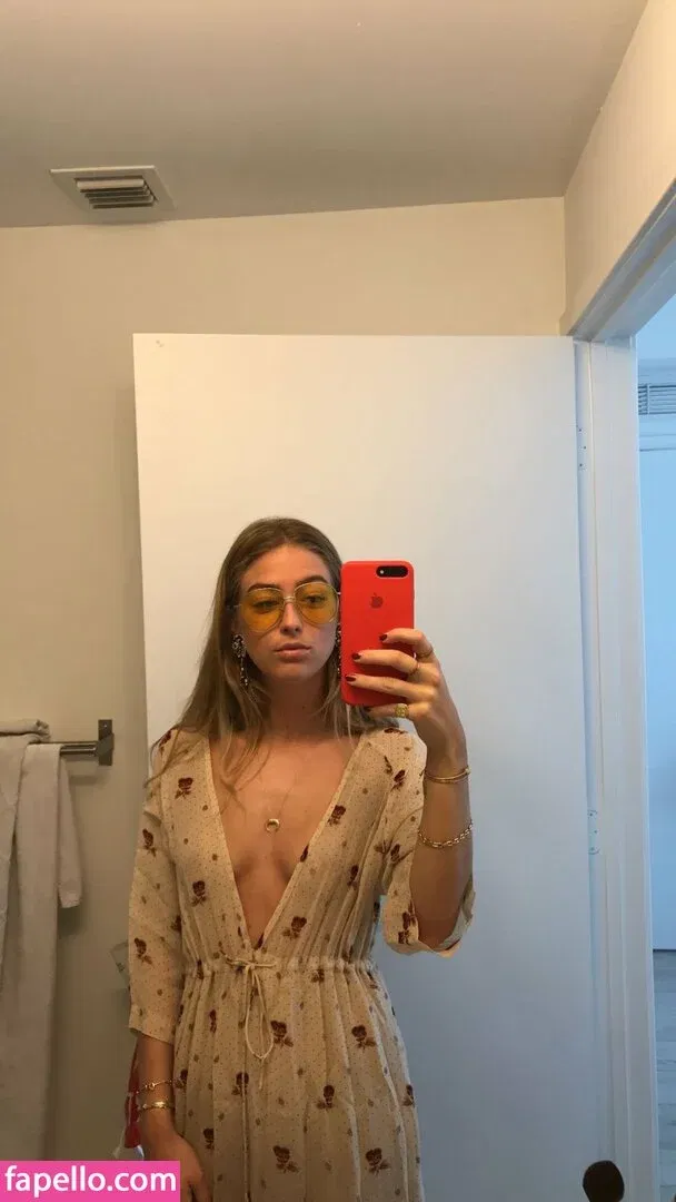 Emili Sindlev Onlyfans Photo Gallery 