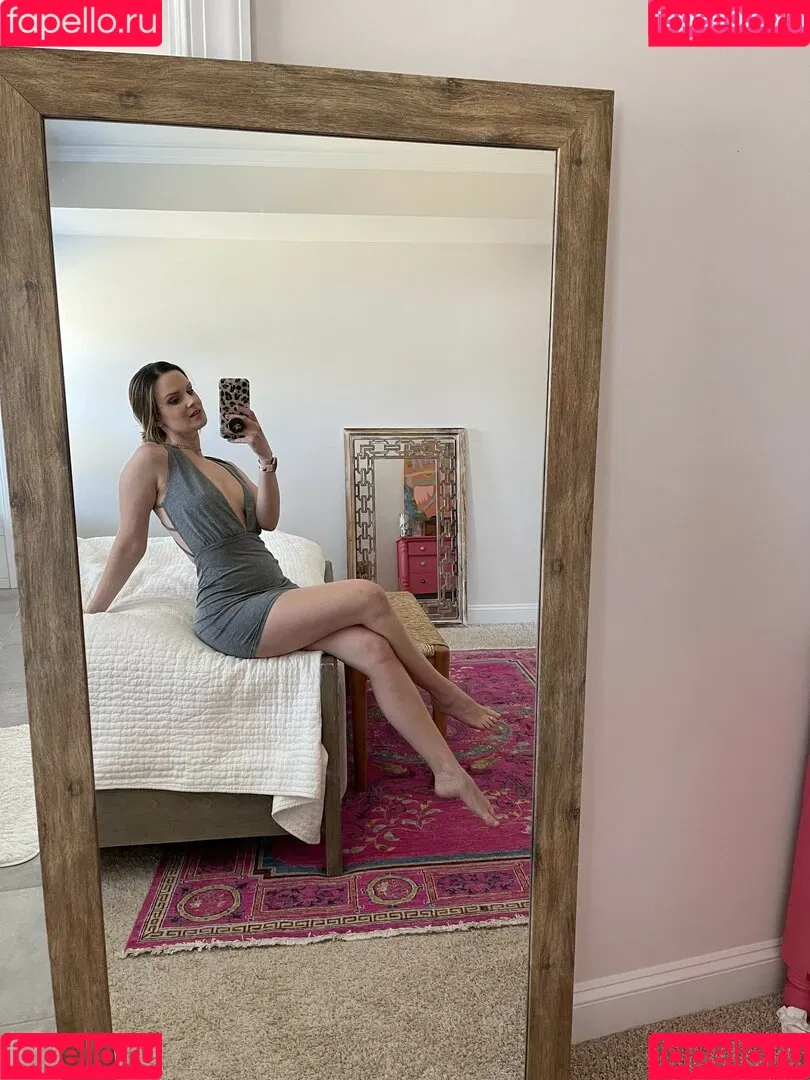 Peach Perfect Onlyfans Photo Gallery 