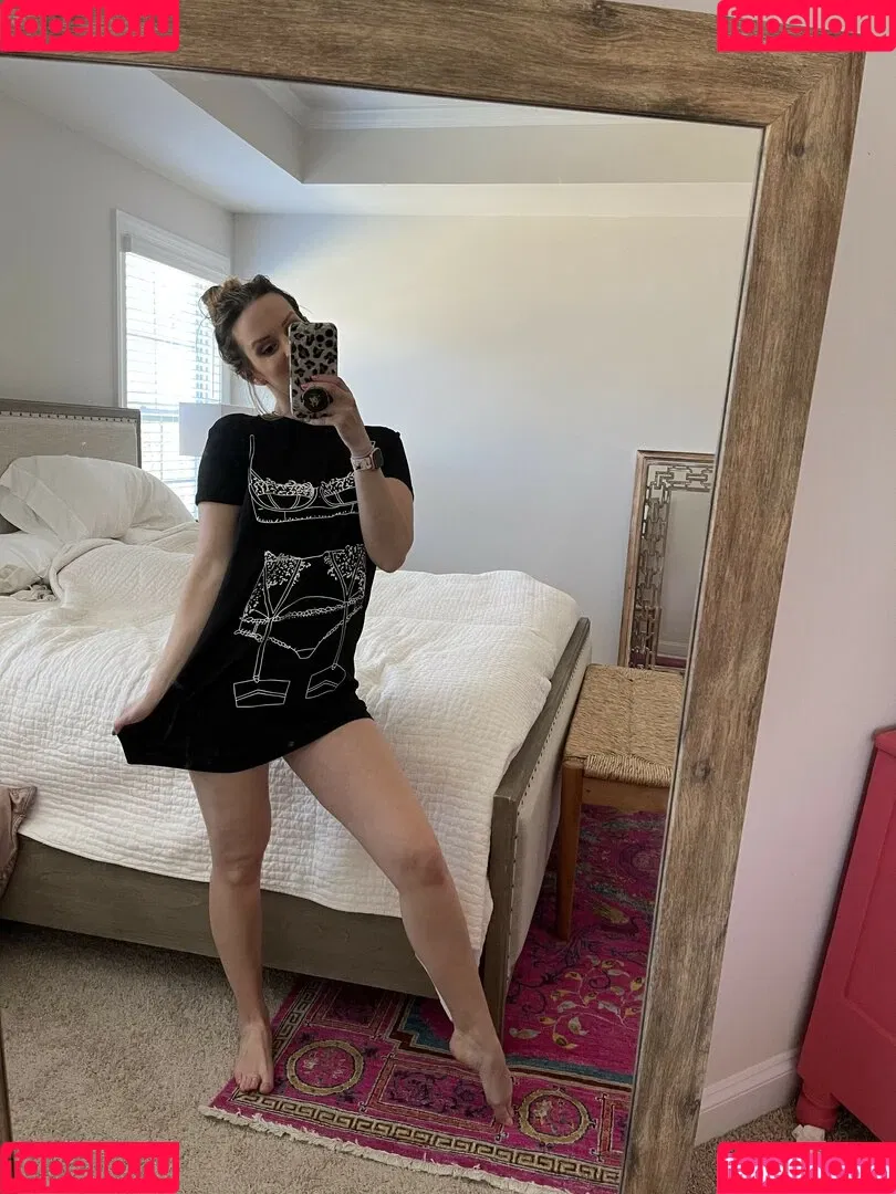 Peach Perfect Onlyfans Photo Gallery 