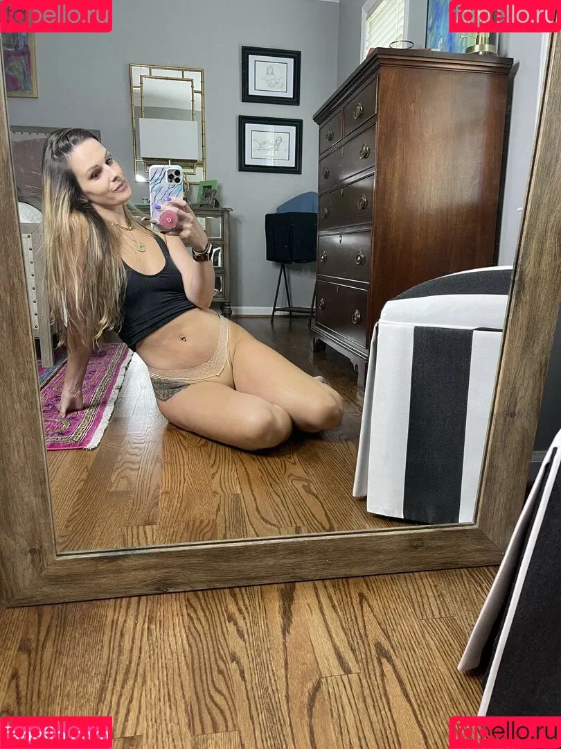 Peach Perfect Onlyfans Photo Gallery 
