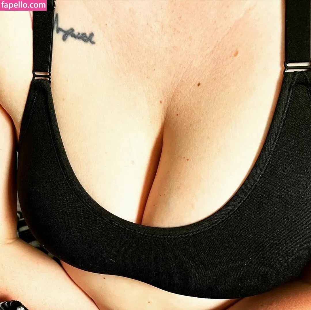 Southern Milf Onlyfans Photo Gallery 