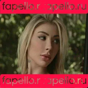 Larissa Wambier Patreon Onlyfans Photo Gallery 