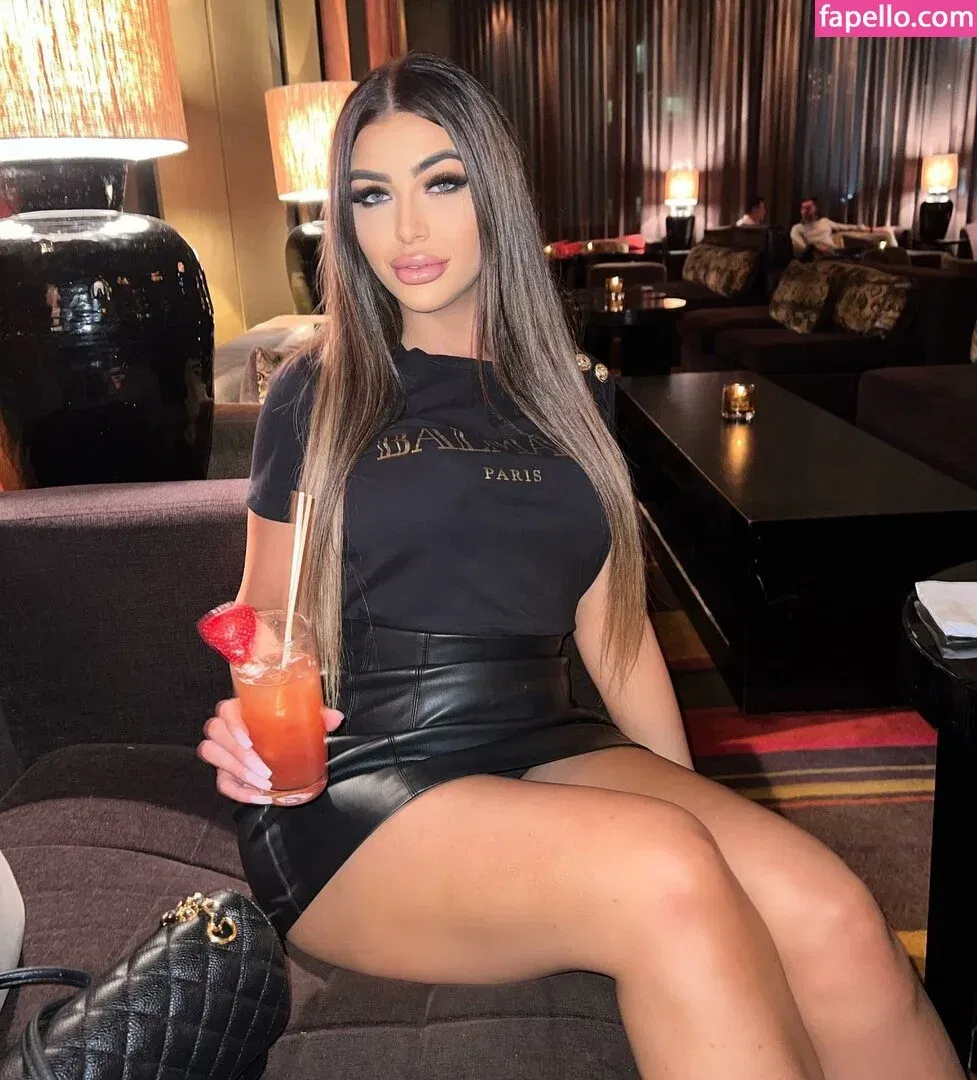 Erin Gray Onlyfans Photo Gallery 