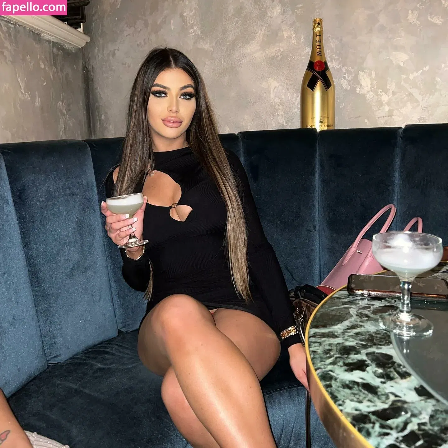 Erin Gray Onlyfans Photo Gallery 