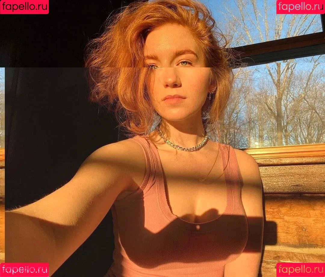 Annalise Basso Onlyfans Photo Gallery 