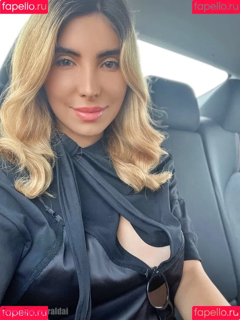 Madlen Onlyfans Photo Gallery 