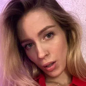 Gold_blond Onlyfans Photo Gallery 