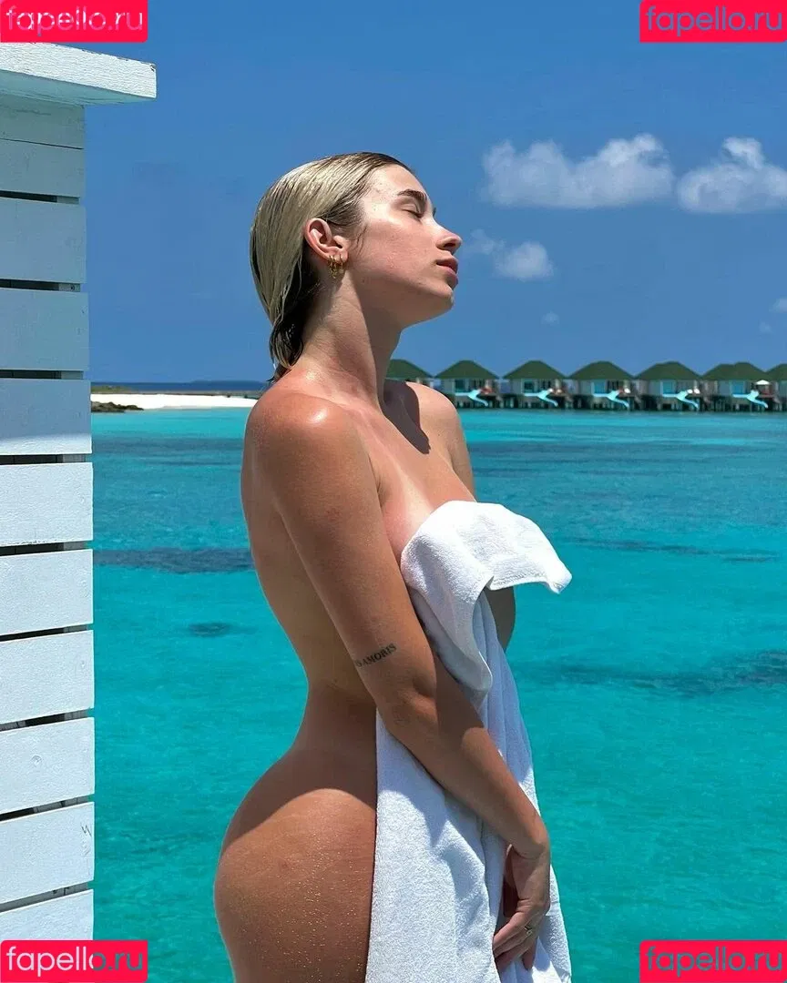 Rebeca Stones Onlyfans Photo Gallery 