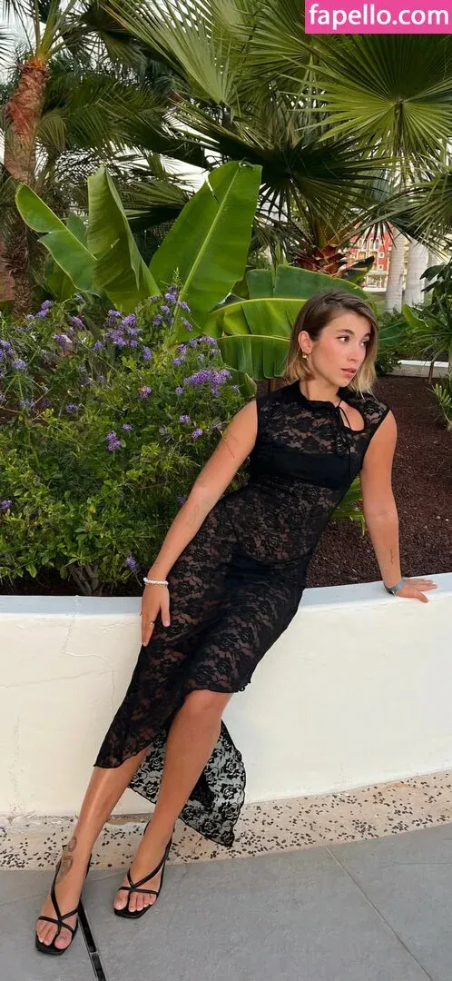 Rebeca Stones Onlyfans Photo Gallery 