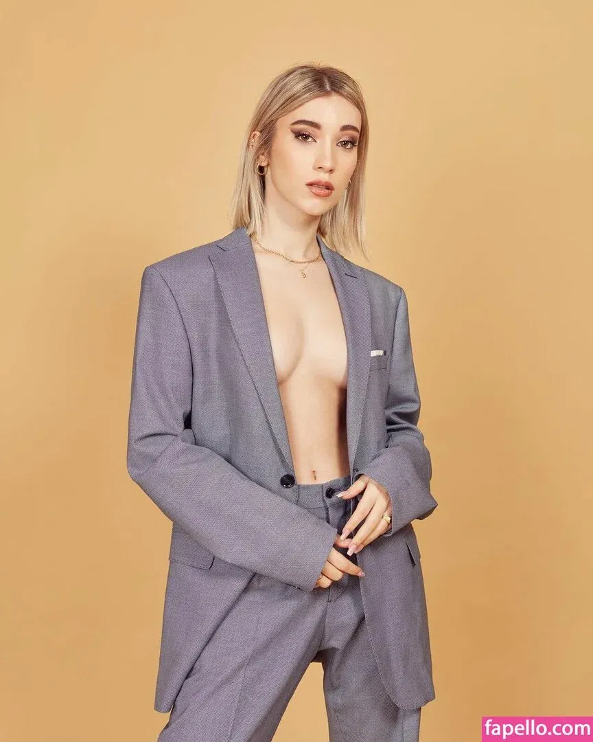 Rebeca Stones Onlyfans Photo Gallery 