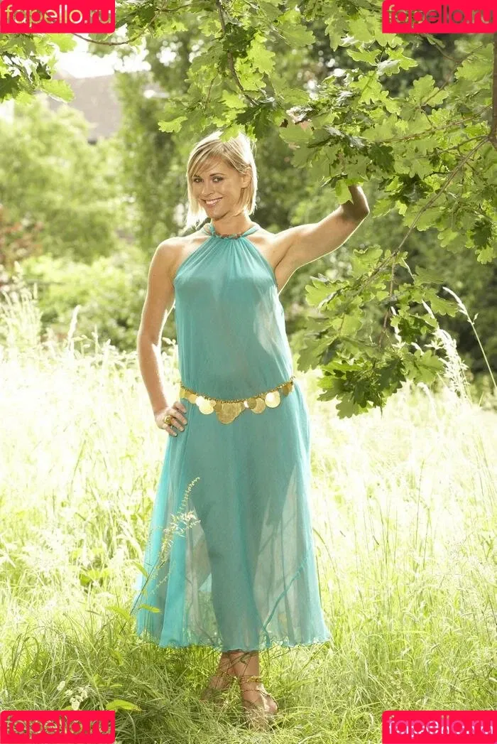 Jenni Falconer Onlyfans Photo Gallery 