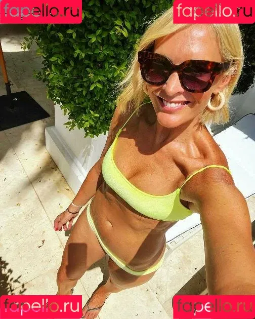 Jenni Falconer Onlyfans Photo Gallery 