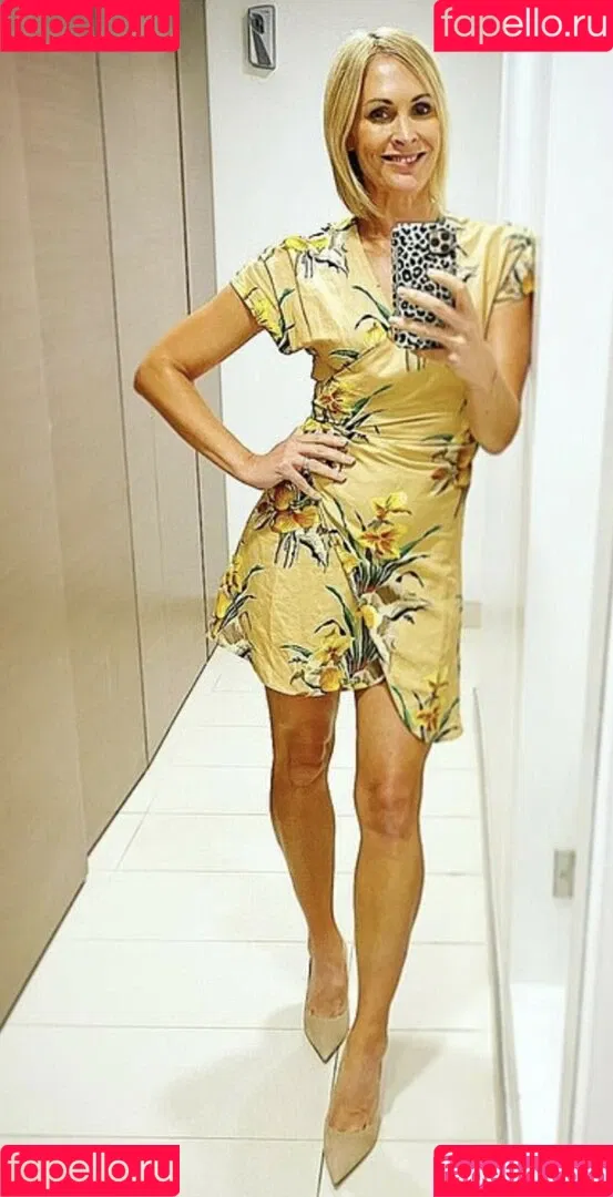 Jenni Falconer Onlyfans Photo Gallery 