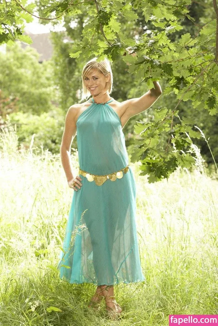 Jenni Falconer Onlyfans Photo Gallery 