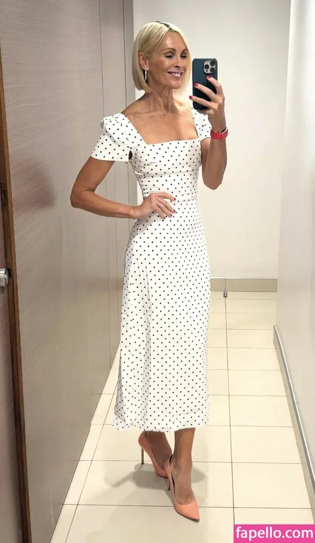 Jenni Falconer Onlyfans Photo Gallery 