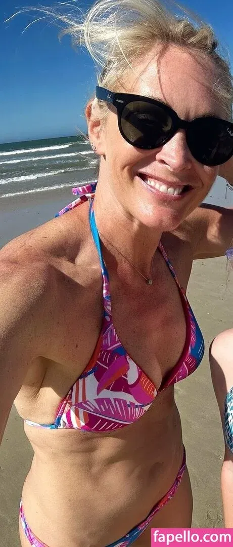 Jenni Falconer Onlyfans Photo Gallery 