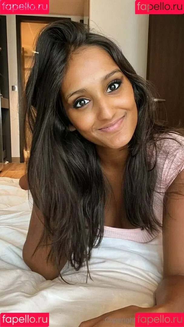 kiraforbes Onlyfans Photo Gallery 