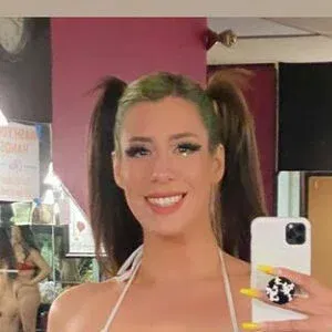 kioruncut Onlyfans Photo Gallery 