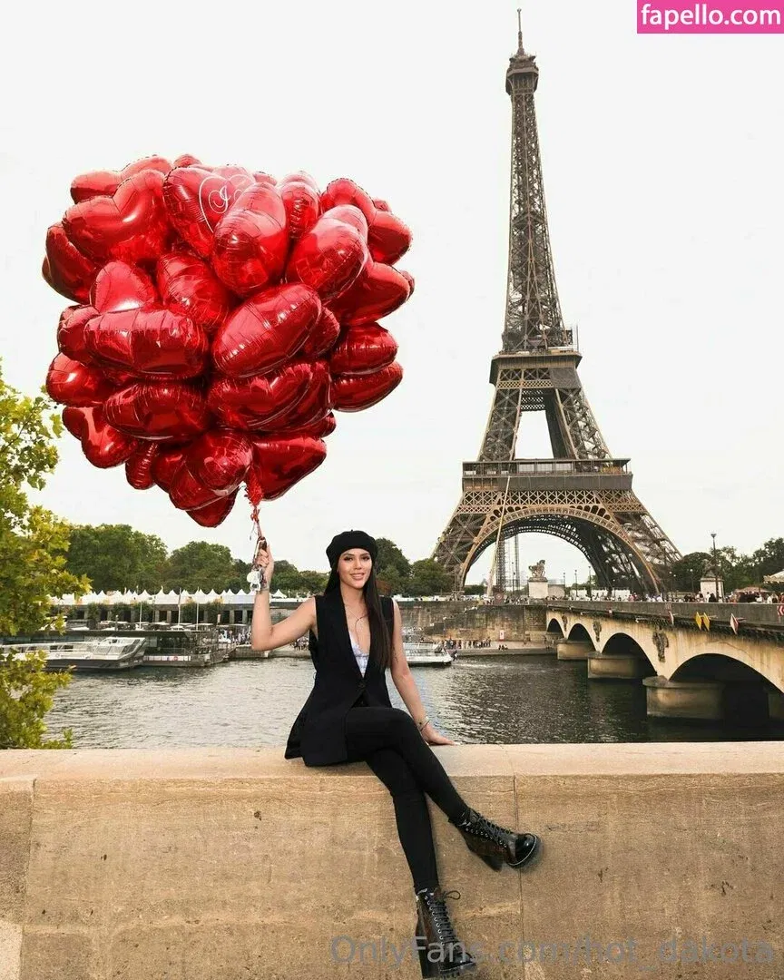 hot_dakota Onlyfans Photo Gallery 