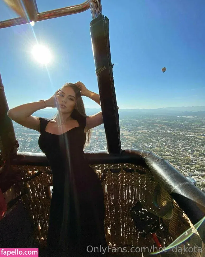 hot_dakota Onlyfans Photo Gallery 