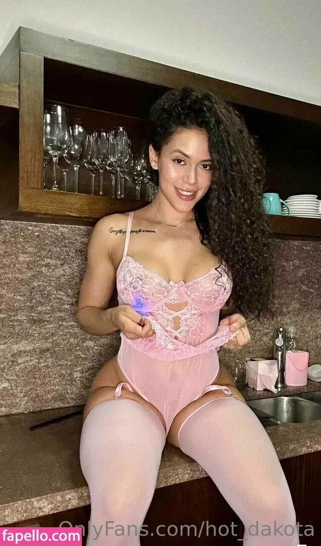 hot_dakota Onlyfans Photo Gallery 