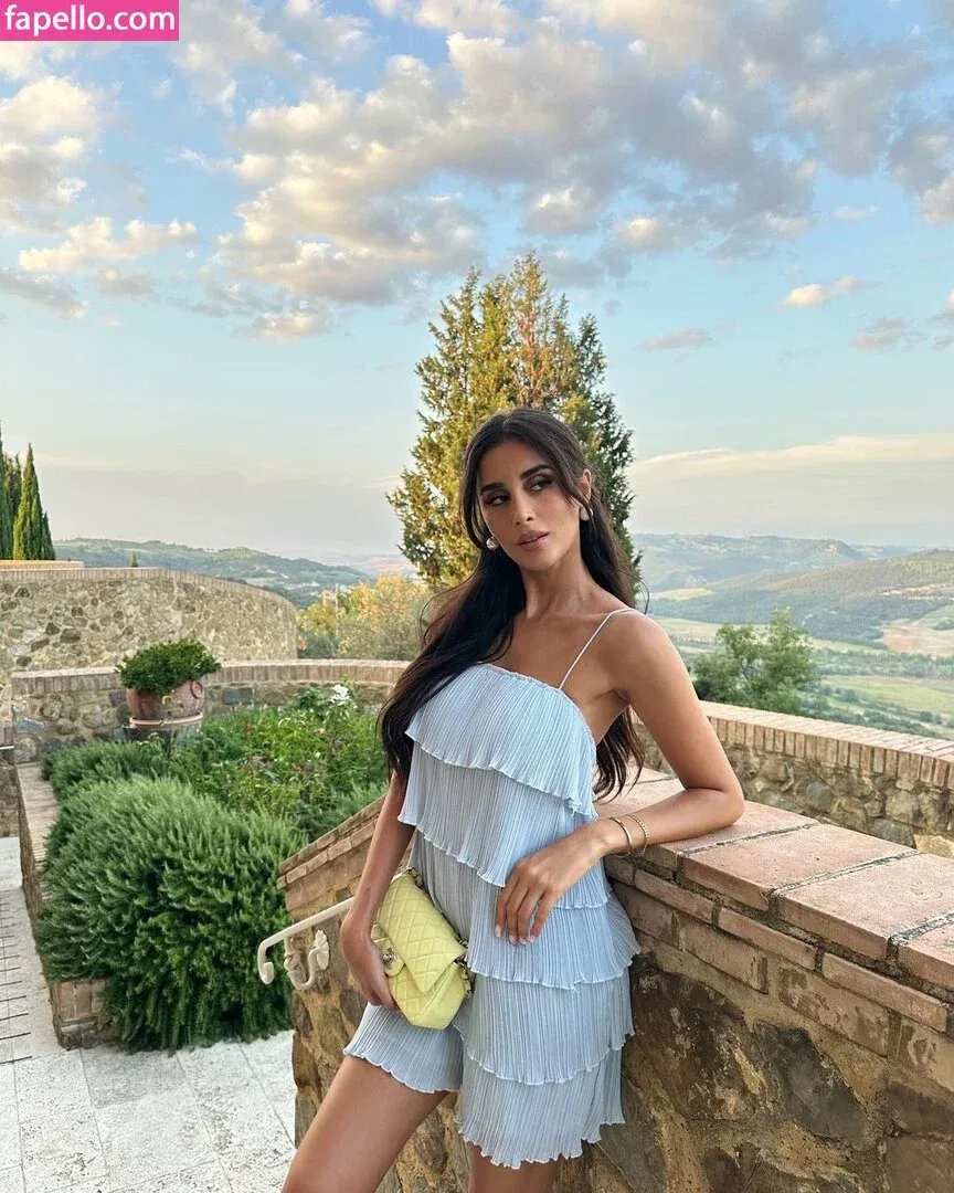 Jori Delli Onlyfans Photo Gallery 