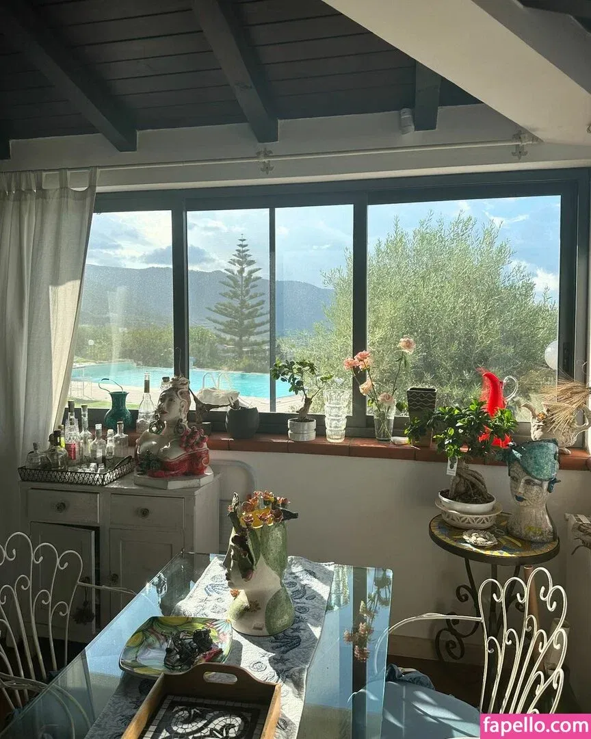 Jori Delli Onlyfans Photo Gallery 