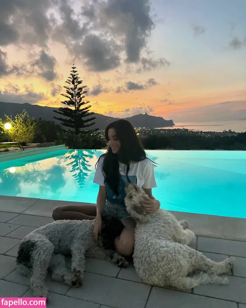 Jori Delli Onlyfans Photo Gallery 