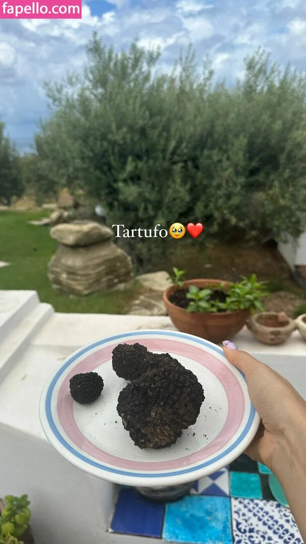 Jori Delli Onlyfans Photo Gallery 