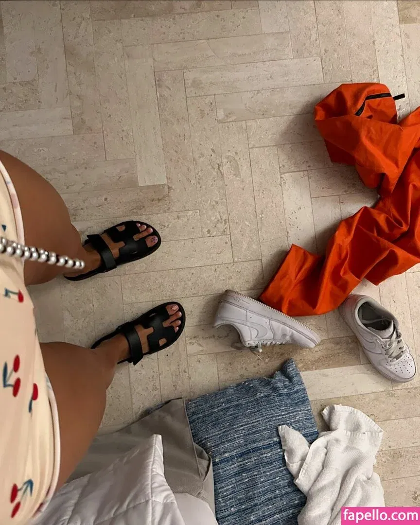 Jori Delli Onlyfans Photo Gallery 