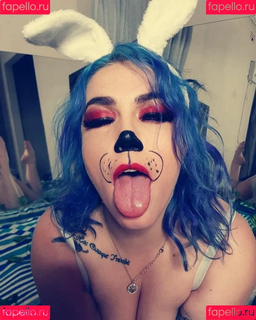 Queen Ananas Onlyfans Photo Gallery 