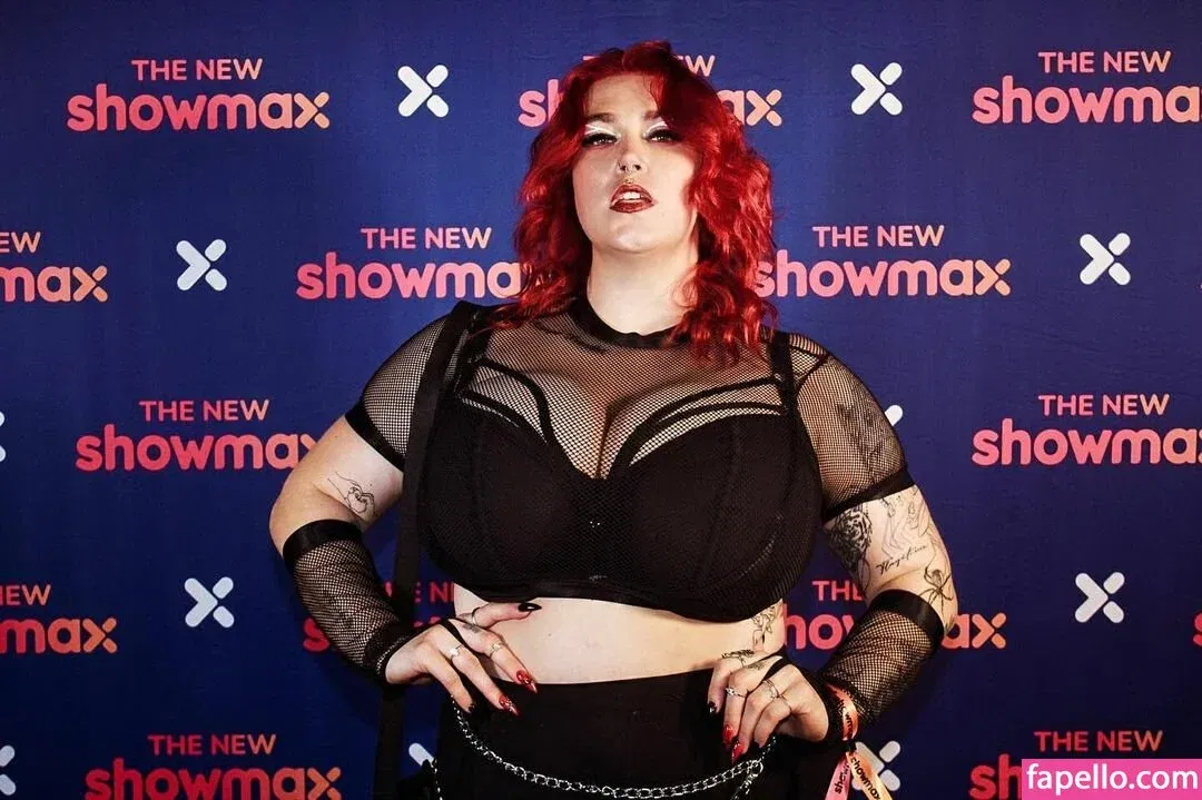 Queen Ananas Onlyfans Photo Gallery 