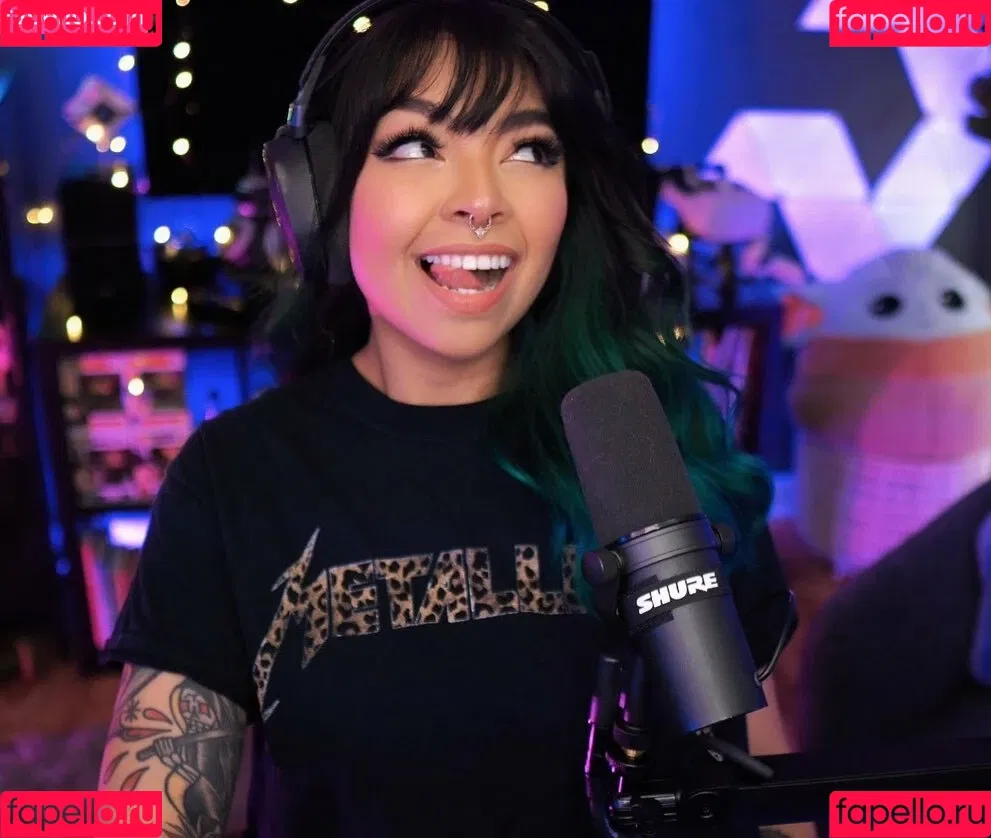 Aileen Senpai Onlyfans Photo Gallery 