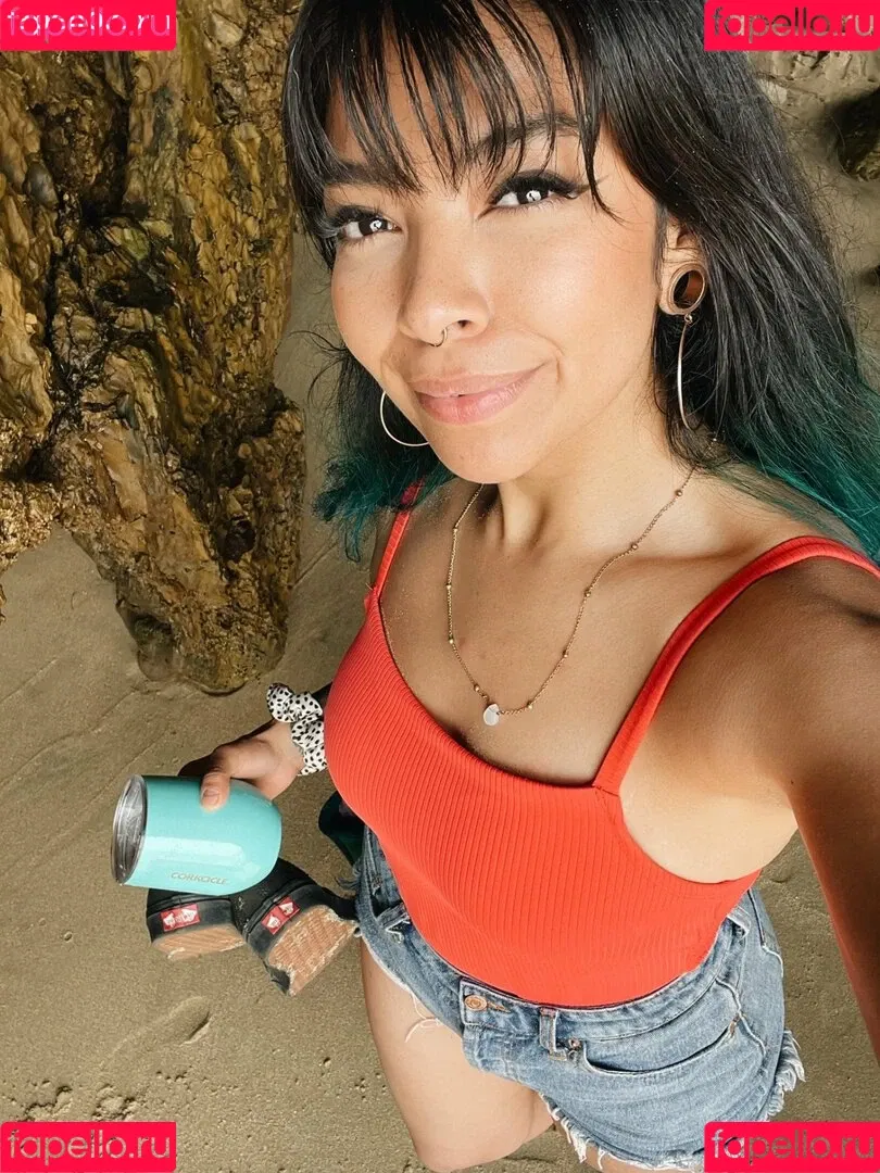 Aileen Senpai Onlyfans Photo Gallery 