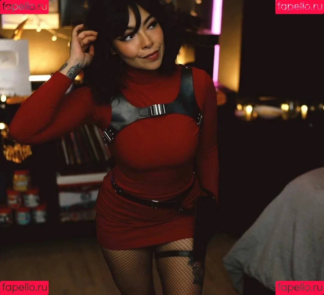 Aileen Senpai Onlyfans Photo Gallery 