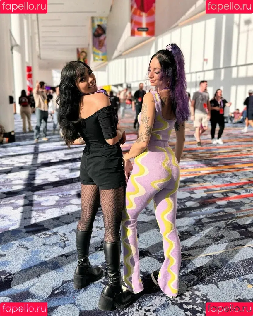 Aileen Senpai Onlyfans Photo Gallery 